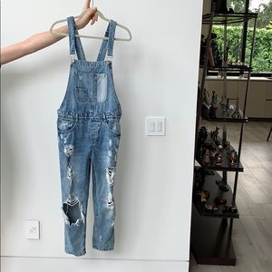 ZARA distressed denim overalls!